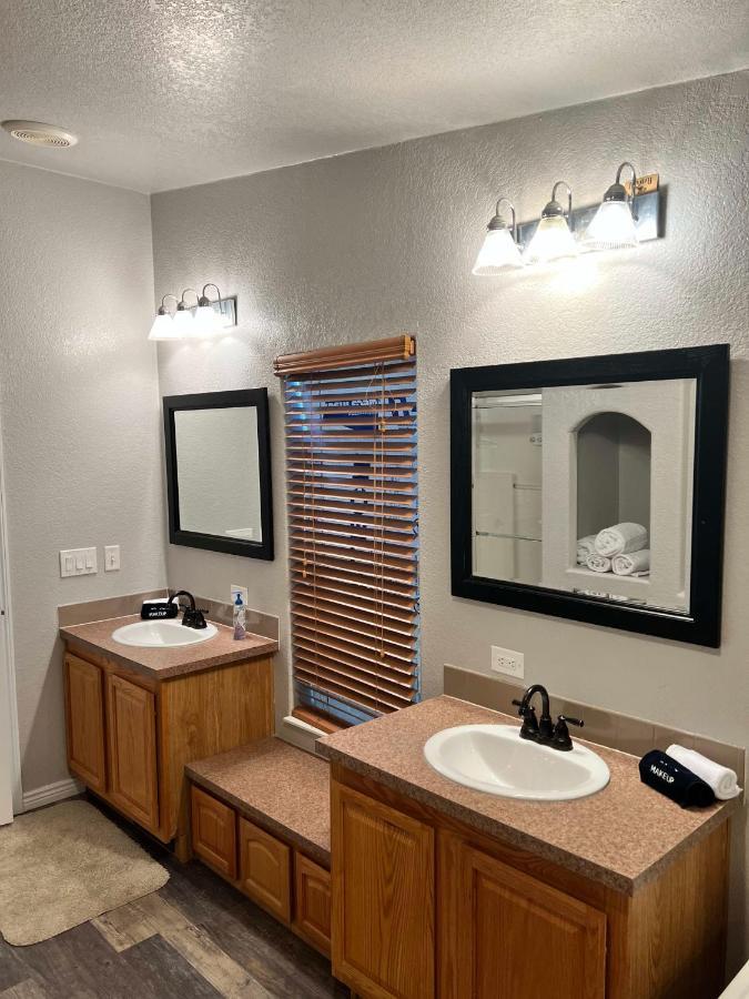 Parker Strip Pool House With Game Room! Экстерьер фото